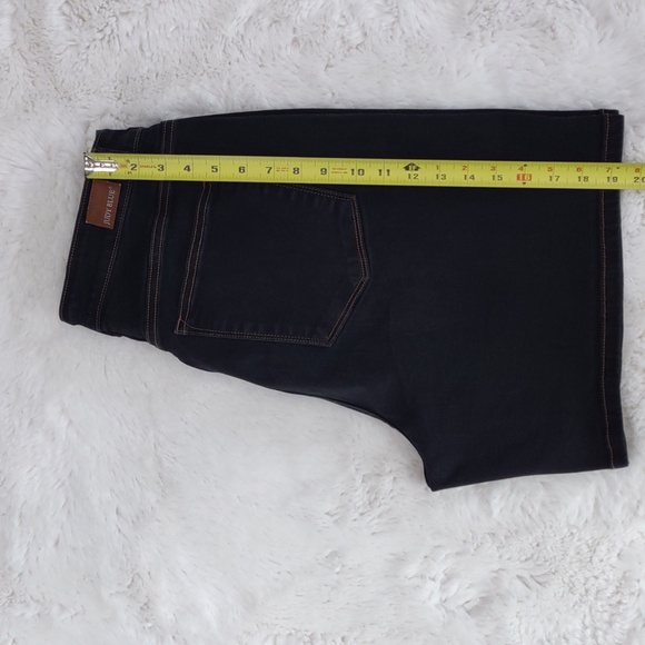 Judy Blue Los Angeles High Rise Mid Thigh, Size 1XL - Picture 15 of 17